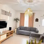 Zezita's Place * São Jorge