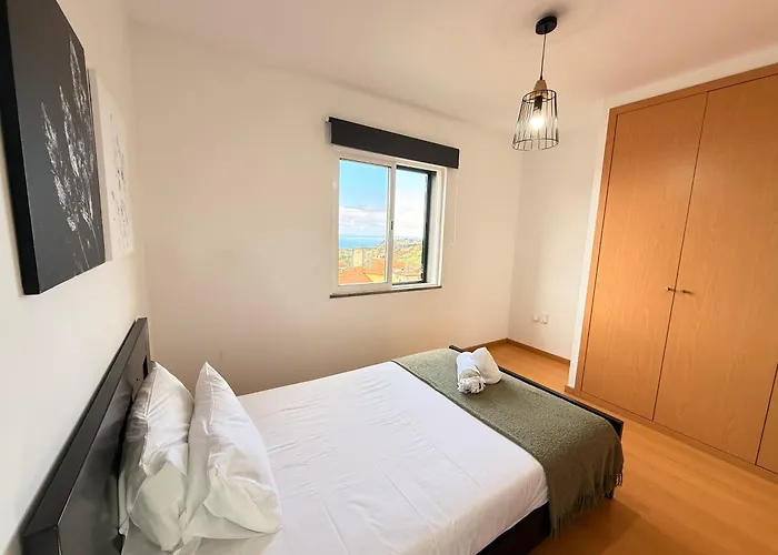 Zezita's Place São Jorge